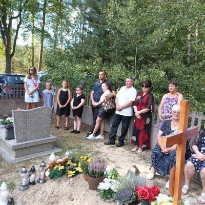 17.09.2023 r. - Msza Św. na Cmentarzu w Dobrochowie