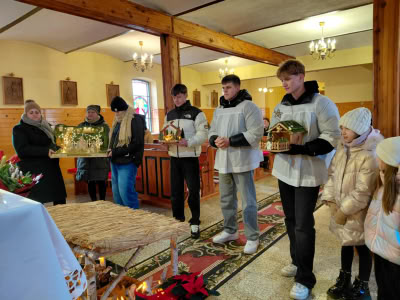 1000100742